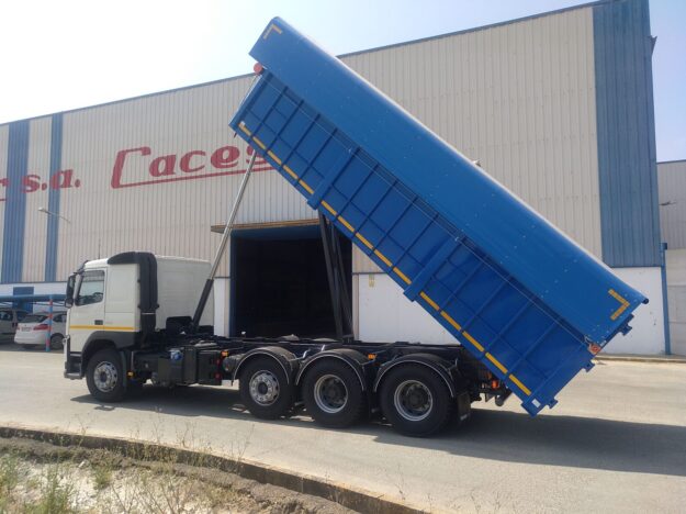 Basculante comercial con toldo